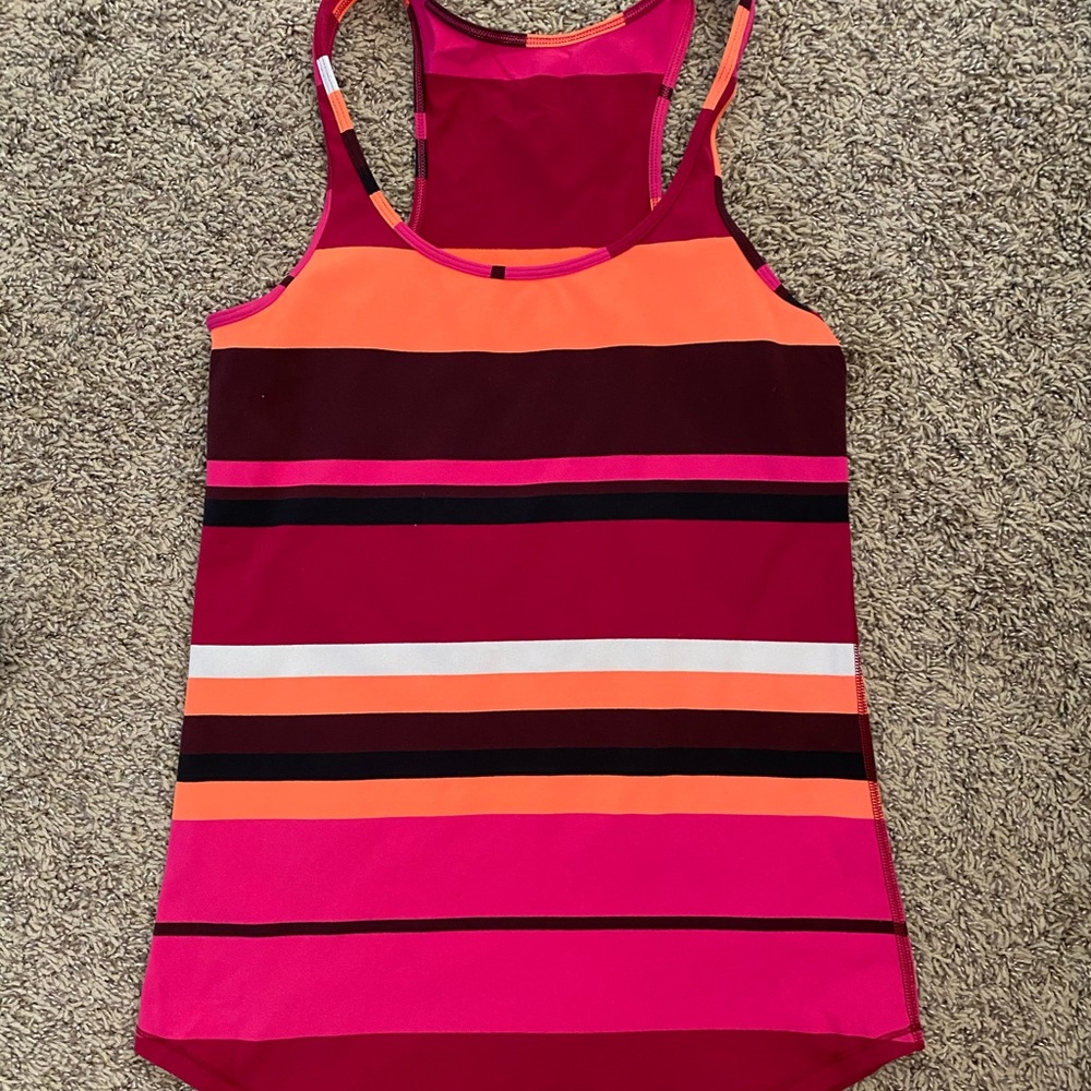 Lululemon tank size 8
